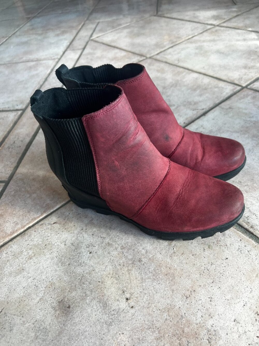 SOREL Joan of Arctic III Waterproof Leather Chelsea Wedge Boots Burgundy